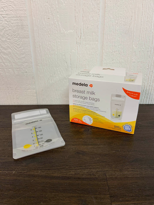 secondhand Medela Breast milk Storage Solution