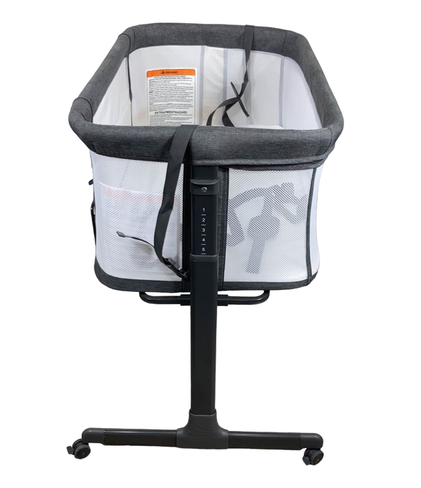 secondhand AMKE 3-in-1 Bassinet, Grey-All Mesh