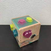 secondhand B. toys Wonder Cube