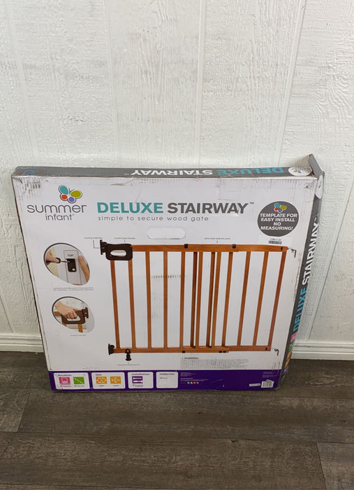 used Summer Infant Deluxe Wood Top Of Stairs Gate