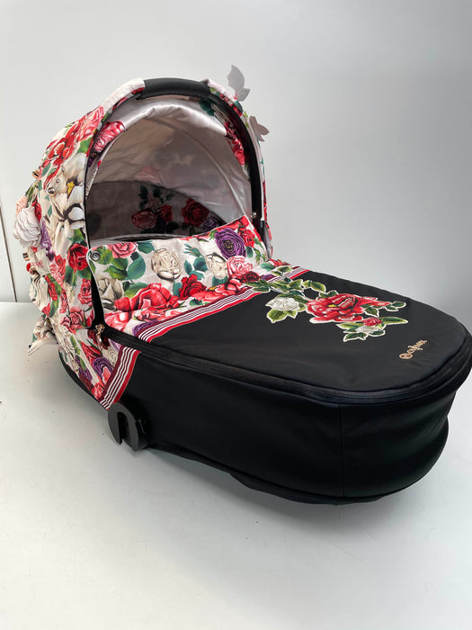 Shop Cybex MIOS LUX Carry Cot, Beige Spring Blossom at GoodBuy Gear