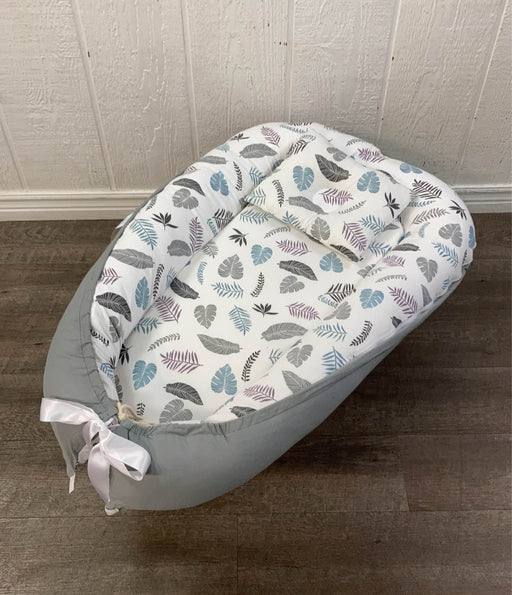 used Starting Point Baby Lounger