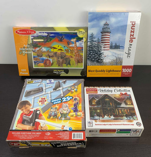 used BUNDLE Board Games And Jigsaw Puzzles