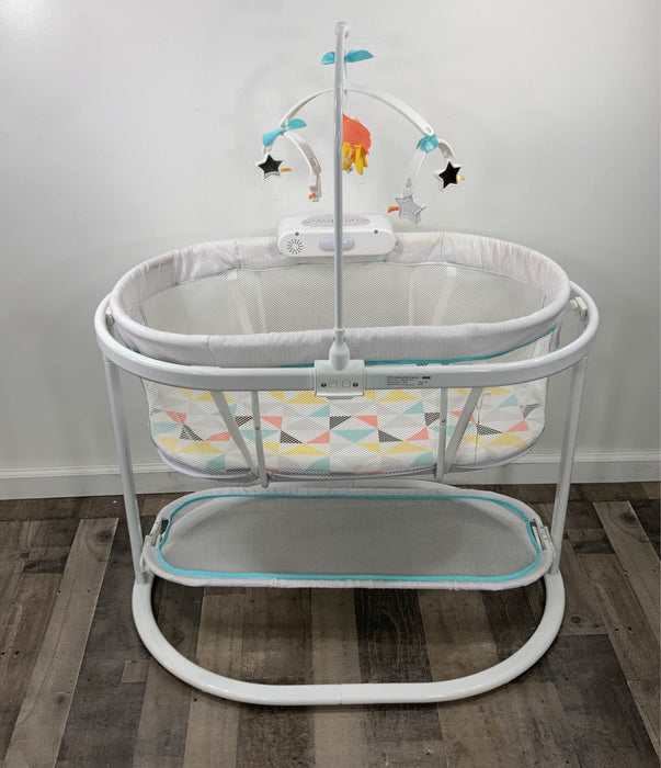 secondhand Fisher Price Soothing Motions Bassinet