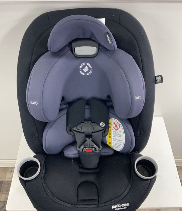 secondhand Maxi-Cosi Magellan XP All-in-One Convertible Car Seat, 2021, Midnight Slate