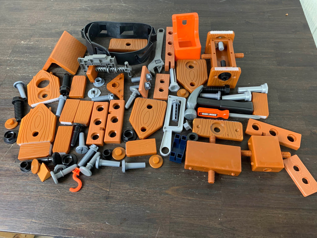 Black+Decker Tool Bench