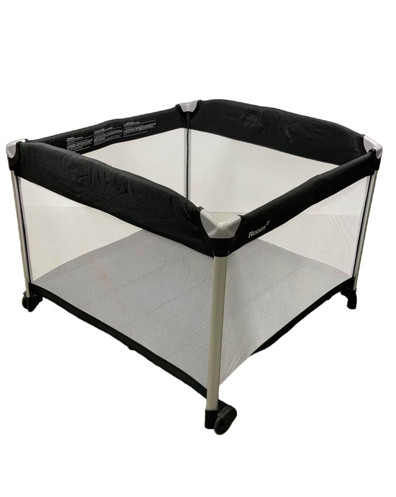 Joovy Room2 Playard, Black