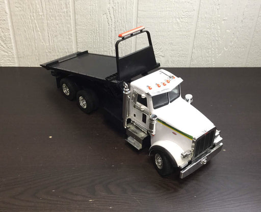 used TOMY Big Farm Peterbilt With Farm Trailer