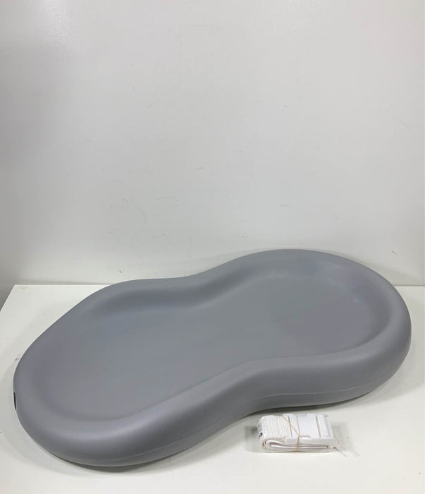 used Keekaroo Peanut Changing Pad, Grey