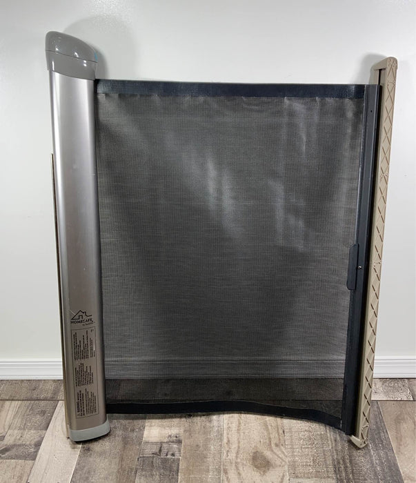 used HomeSafe By Summer Infant Retractable Gate