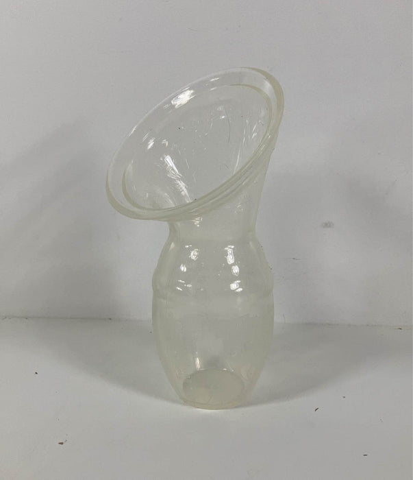 Shop Haakaa Manual Breast Pump at GoodBuy Gear