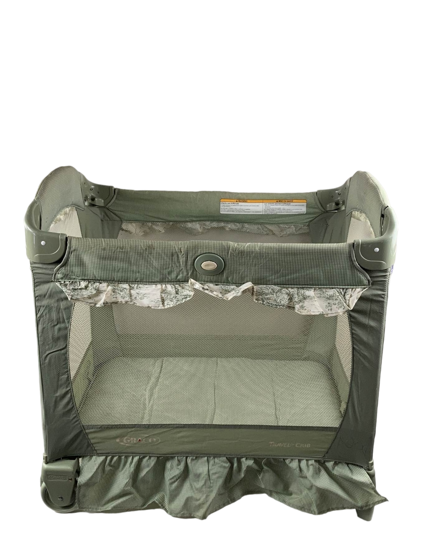 Graco Travel Lite Crib With Stages Manor