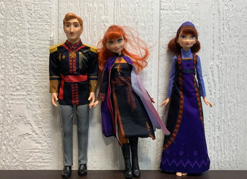 used BUNDLE Barbies, Disney Frozen