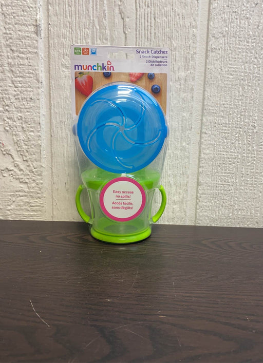 used Munchkin Snack Catcher