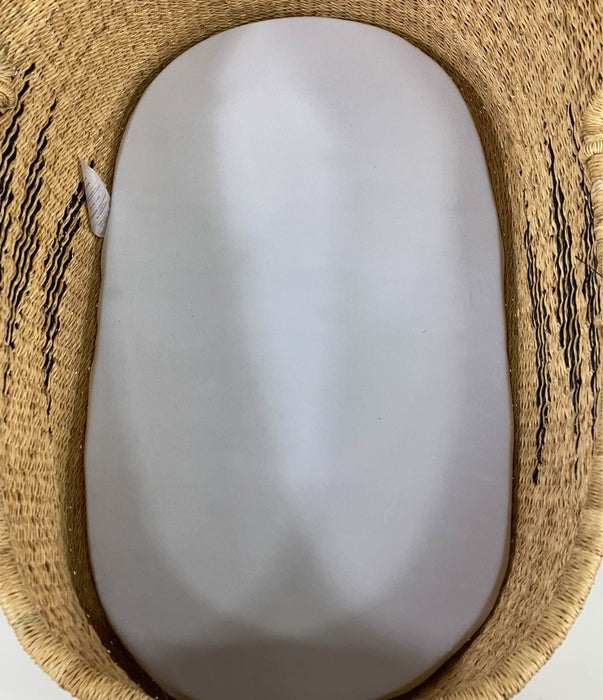 Shop Design Dua Natural Bilia Bassinet, Black at GoodBuy Gear