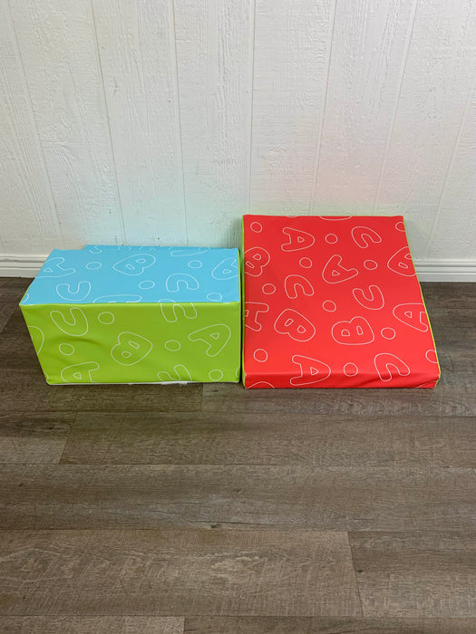 secondhand Milliard Soft Foam Toddler Stairs and Ramp