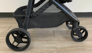 used gb Lyfe Stroller