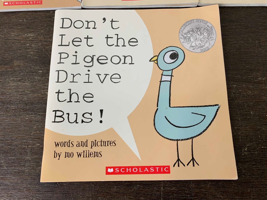 Shop BUNDLE Paperback Picture Books, Mo Willems at GoodBuy Gear