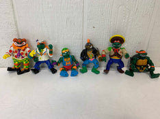 used BUNDLE Teenage Mutant Ninja Turtle Toys