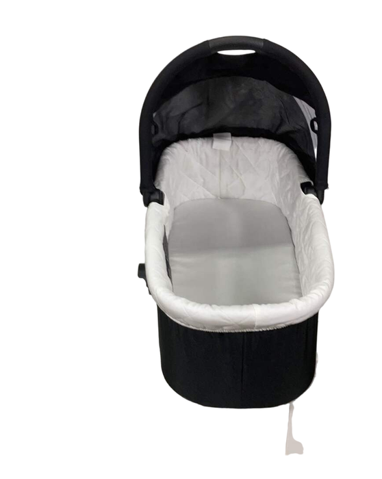 Shop Baby Jogger Deluxe Pram at GoodBuy Gear