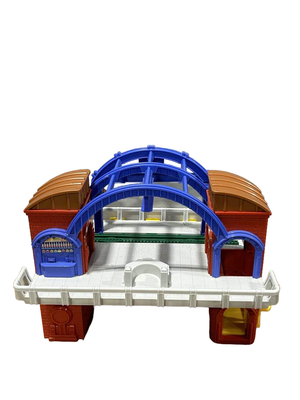 Fisher Price Geotrax Grand Central Station