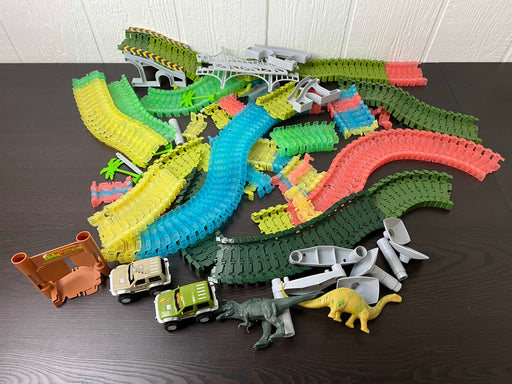 used Flexible Track With Vehicles And Dinosaurs