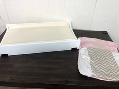 used Bloom Universal Change Tray With Mat
