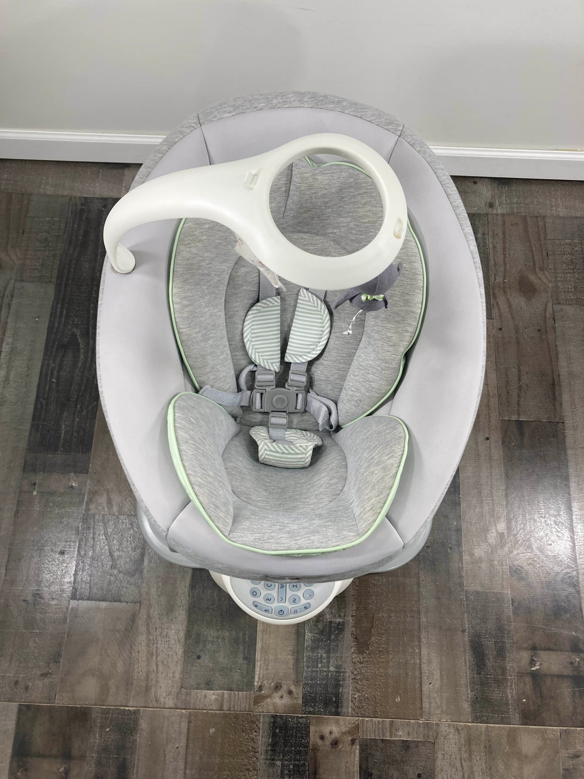 Graco EveryWay Soother With Removable Rocker — GoodBuy Gear