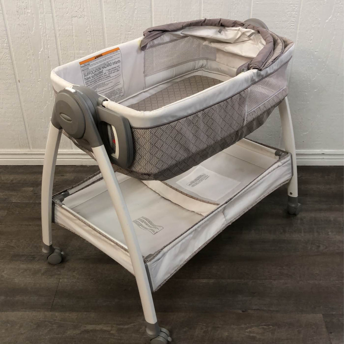 Graco Dream Suite Bassinet