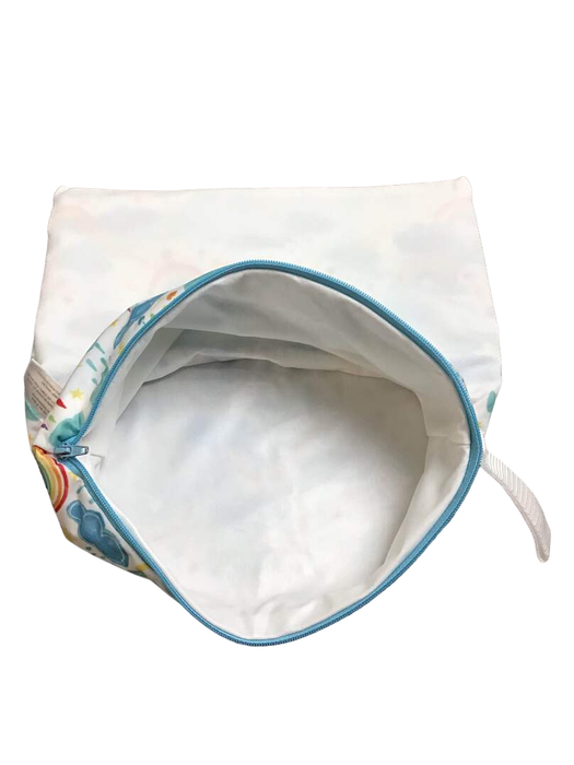 Shop Thirsties Deluxe Reusable Wet Diaper Bag at GoodBuy Gear