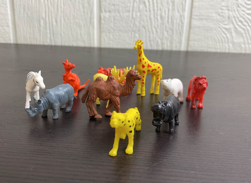 secondhand BUNDLE Plastic Animals