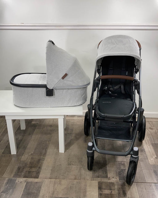 secondhand UPPAbaby VISTA V2 Stroller, 2022, Anthony (White & Grey Chenille)