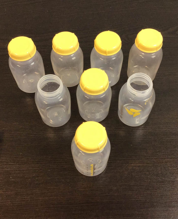 Shop Medela 5oz Bottles at GoodBuy Gear