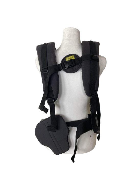 Shop Lillebaby Complete All Seasons Baby Carrier at GoodBuy Gear