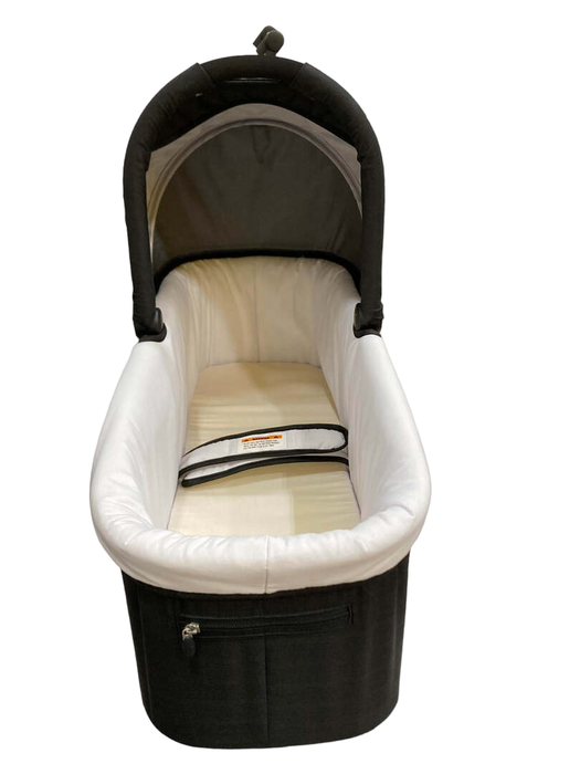 used Valco Baby Snap Duo Trend Bassinet, Night Black