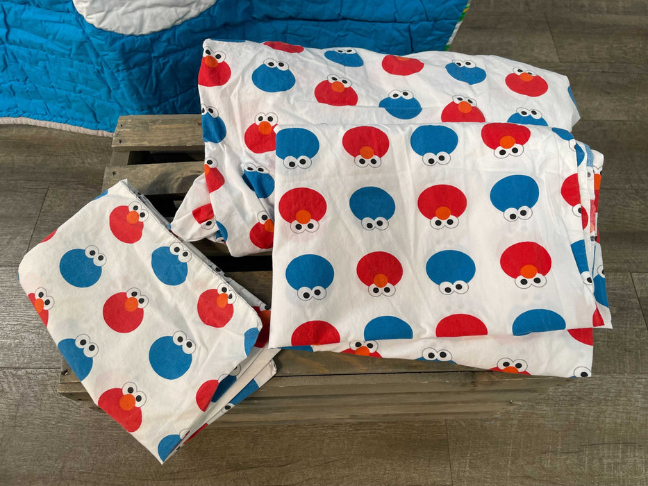 Land Of Nod Sesame Street All Eyes Cookie Monster Crib Bedding