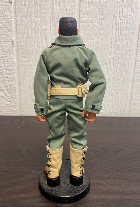 Hasbro GI Joe Classic Collection Figure, D-Day Salute