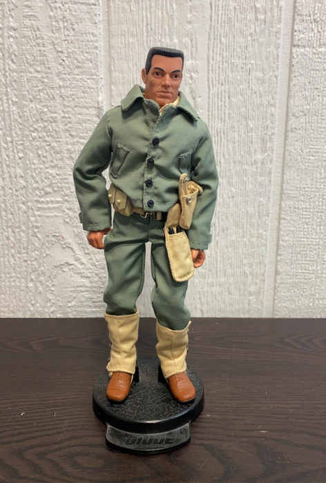 Hasbro GI Joe Classic Collection Figure, D-Day Salute