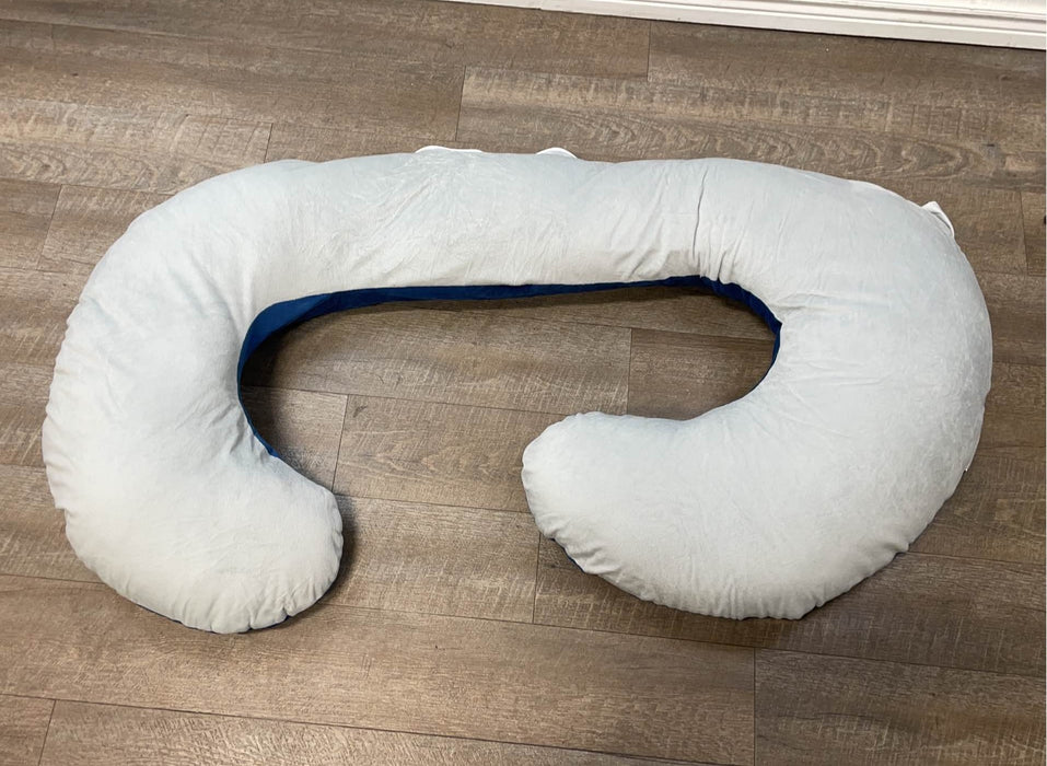 used Chilling Home C-Shaped Pregnancy Pillow