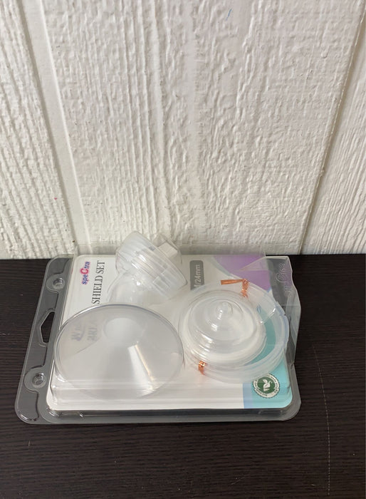 secondhand Spectra Baby Breast Shield Set