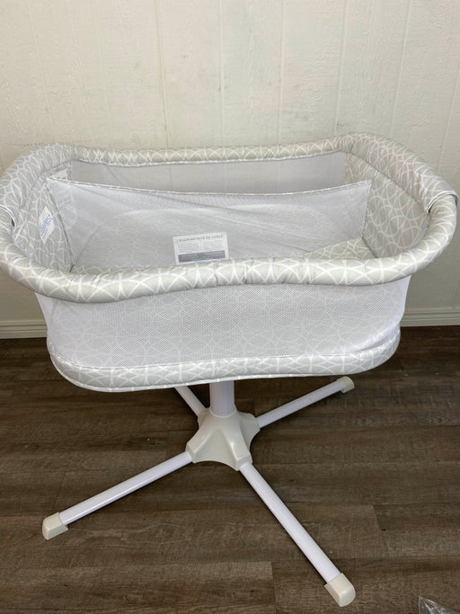 Shop Halo Bassinest Twin Sleeper at GoodBuy Gear
