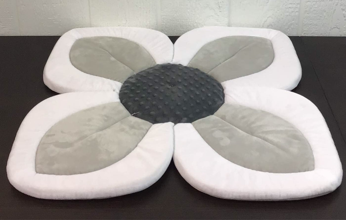 used Blooming Bath Baby Bath Lotus, grey/white/dark grey