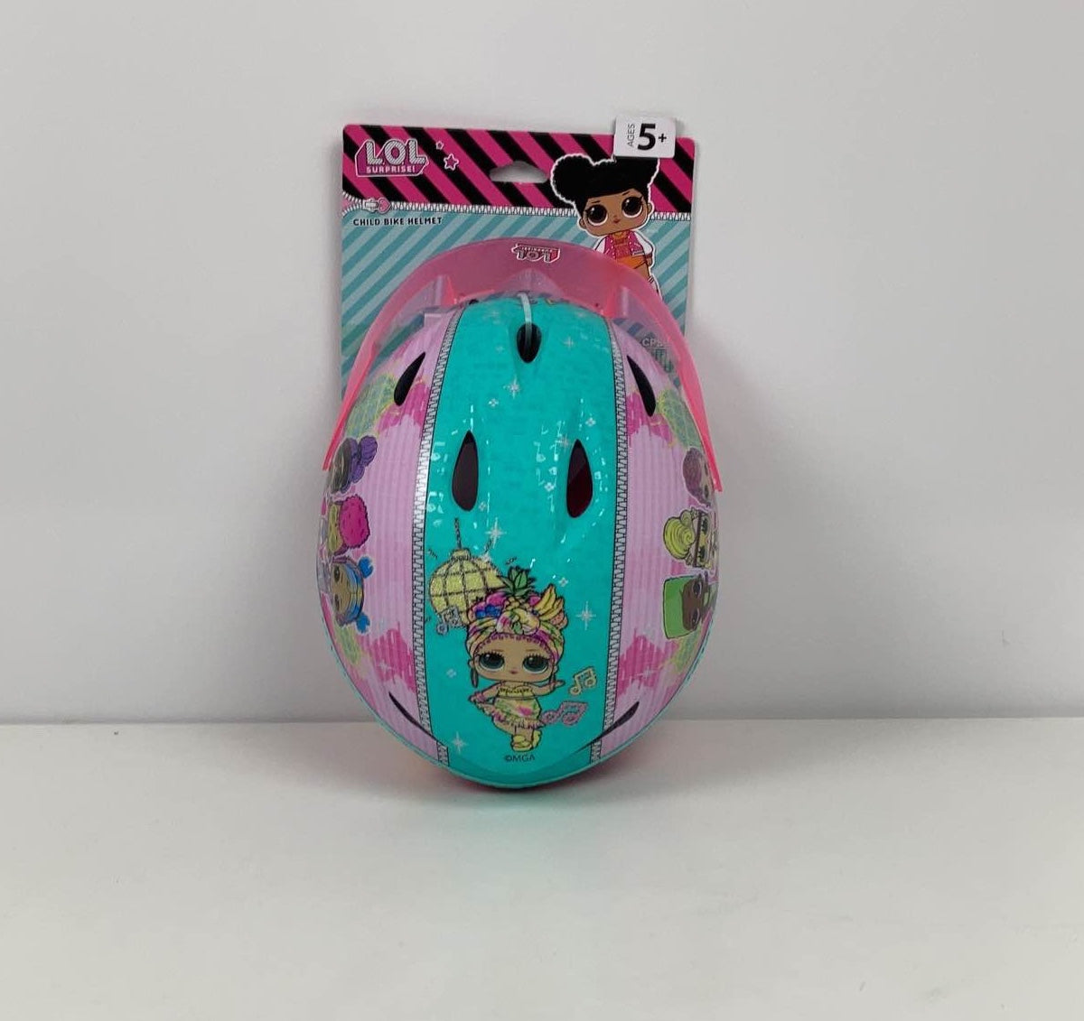 Bell Sports Bike Helmet, Youth (52-57cm), L.O.L Surprise Bell Sports Bike Helmet, Youth (52-57cm), L.O.L Surprise