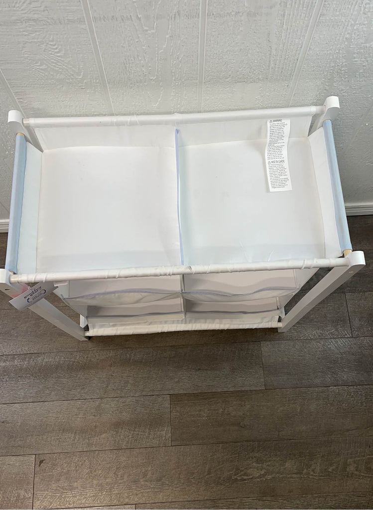 Munchkin Nursery Essentials Organizer