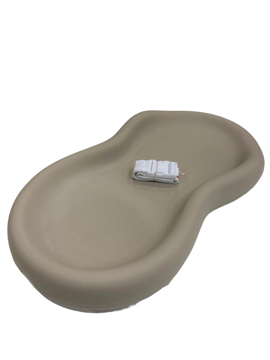 used Keekaroo Peanut Changing Pad, Vanilla