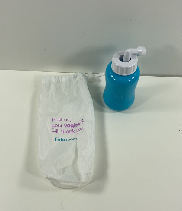 secondhand Frida Mom Upside Down Peri Bottle