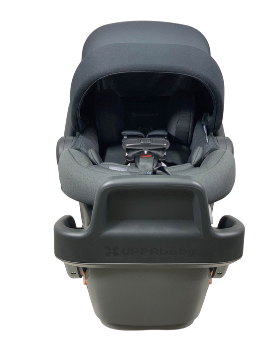 secondhand UPPAbaby MESA MAX Infant Car Seat and Base, 2022, DualTech Jake Charcoal