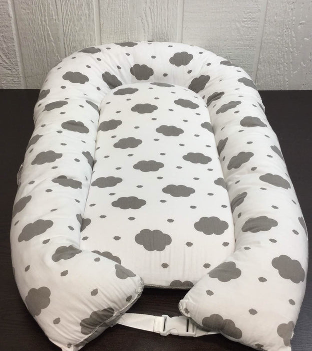 secondhand Newborn Lounger