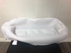 used Halo Bassinest Newborn Insert
