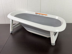 secondhand OXO Tot Splash & Store Baby Bathtub